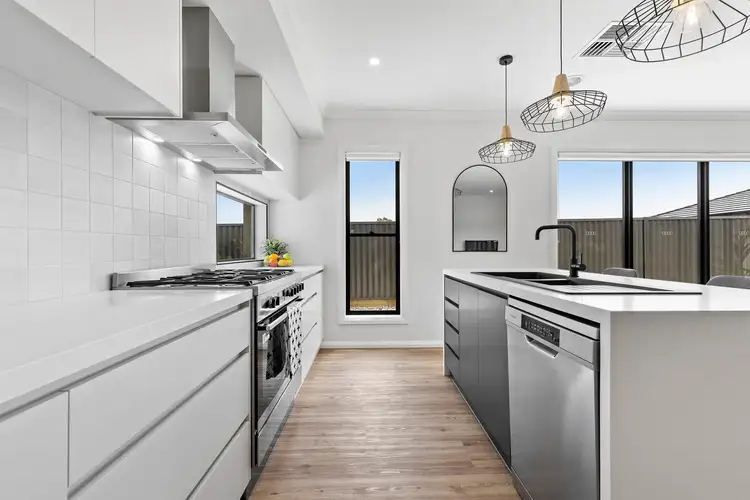 Third view of Homely house listing, 7 Estlley Court, Canadian VIC 3350