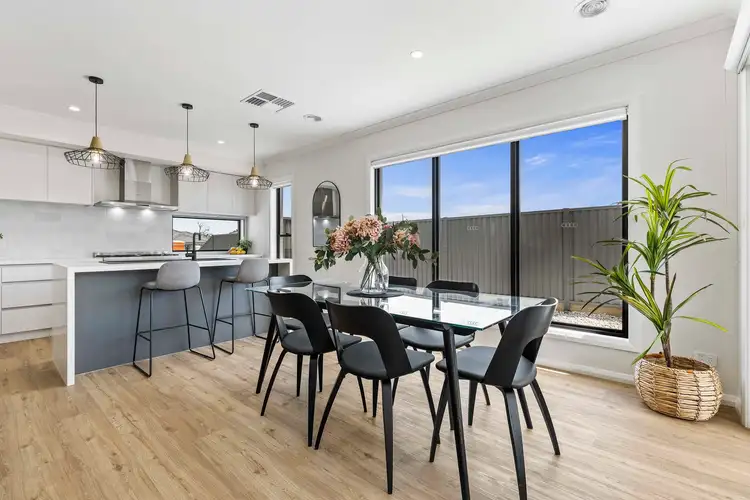Fourth view of Homely house listing, 7 Estlley Court, Canadian VIC 3350