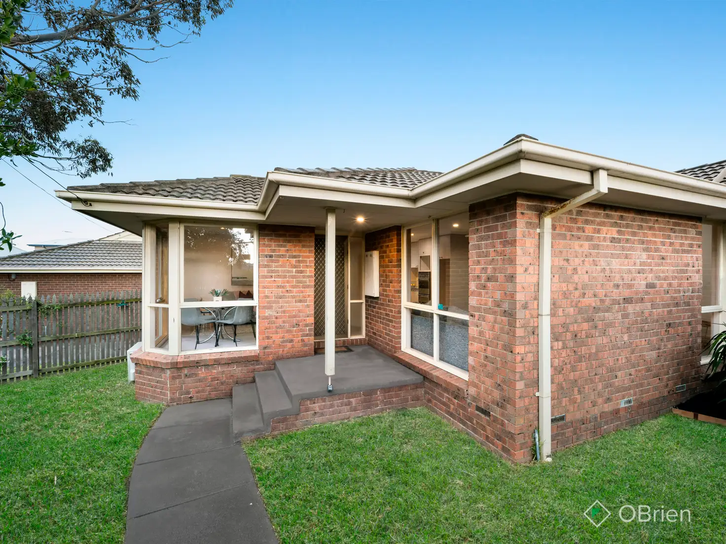 Main view of Homely townhouse listing, 2/5 Park Street, Mordialloc VIC 3195