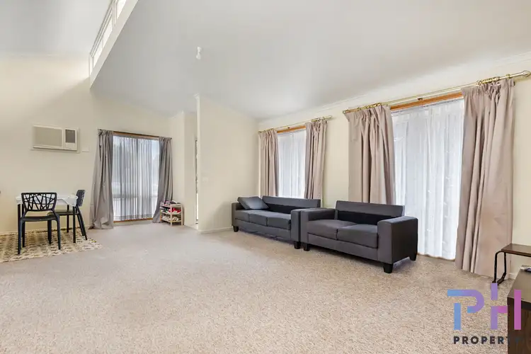 Second view of Homely unit listing, 2/9 Akoonah Drive, Golden Square VIC 3555