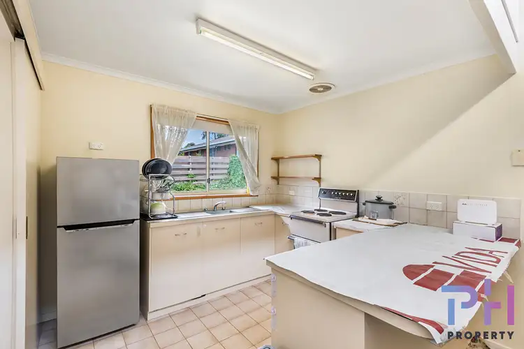 Third view of Homely unit listing, 2/9 Akoonah Drive, Golden Square VIC 3555