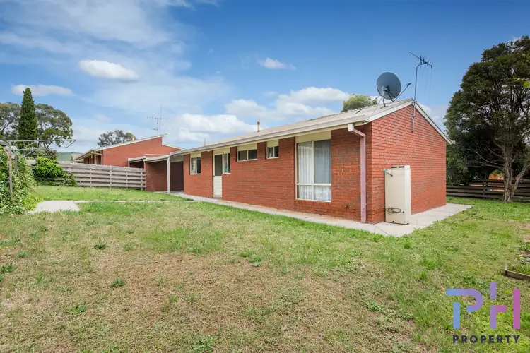 Fifth view of Homely unit listing, 2/9 Akoonah Drive, Golden Square VIC 3555