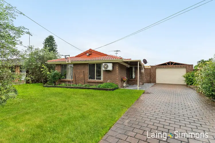 4 Kew Place, Dharruk NSW 2770