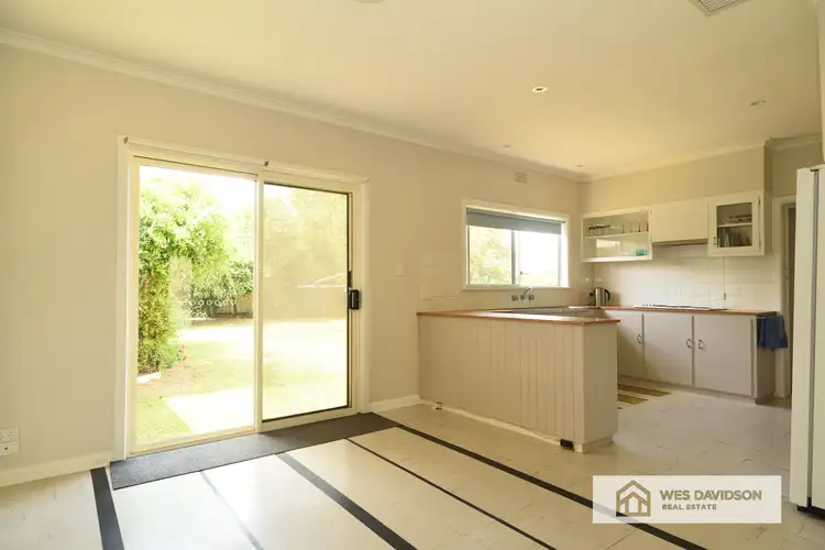 Fourth view of Homely house listing, 33 Bennett Road, Horsham VIC 3400