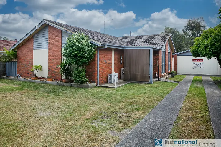 11 Craig Road, Junction Village VIC 3977