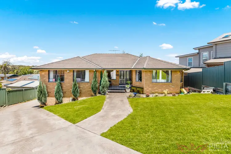 4 Opus Place, Cranebrook NSW 2749