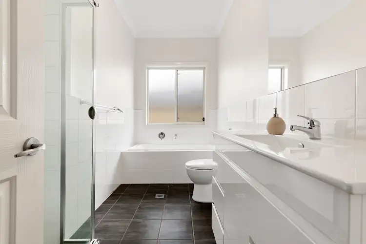 Fifth view of Homely house listing, 10 Barbara Court, Rutherford NSW 2320