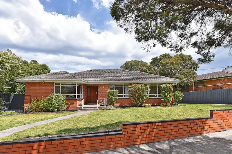 Main view of Homely house listing, 15 Midway Street, Mount Waverley VIC 3149