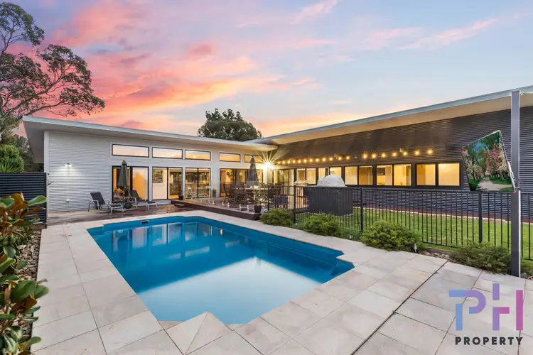 108A Carolyn Way, Maiden Gully VIC 3551