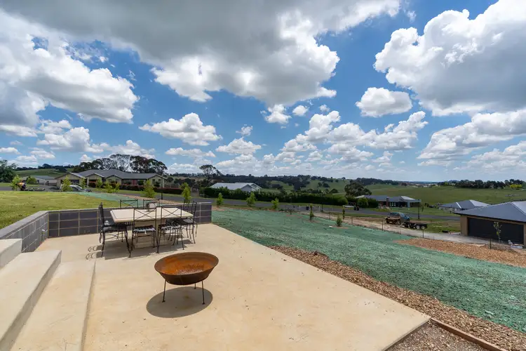 95 Dean Drive, Orange NSW 2800
