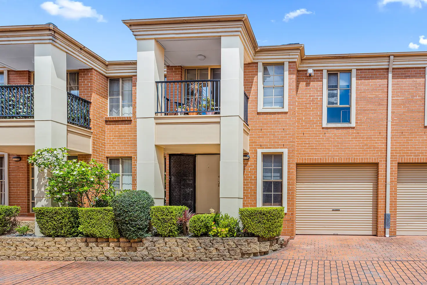Main view of Homely townhouse listing, 17/6 Kembla Street, Balgownie NSW 2519