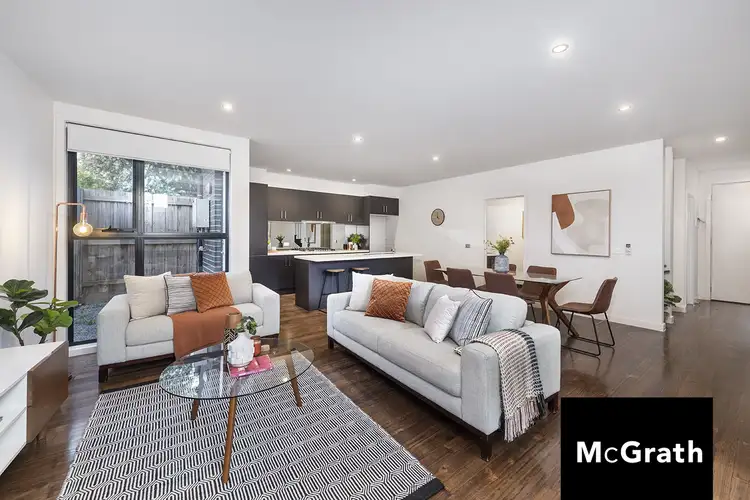 2/1 La Frank Street