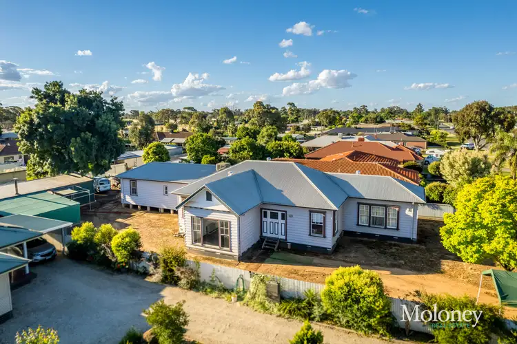 77 Hume Street, Corowa NSW 2646