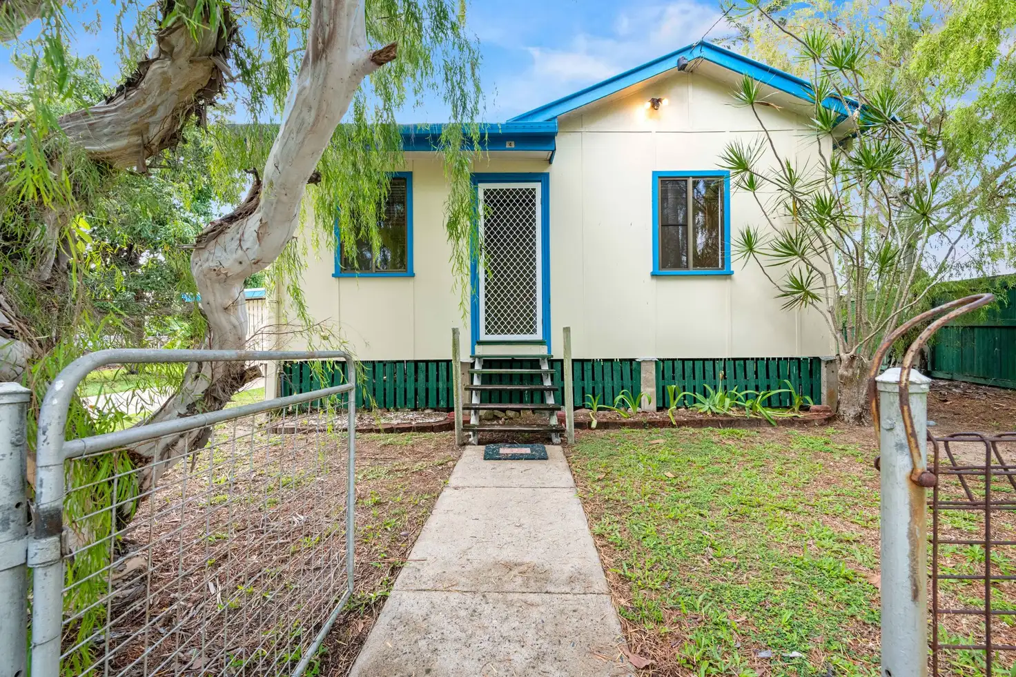 Main view of Homely house listing, 4 Pheasant Street, Slade Point QLD 4740