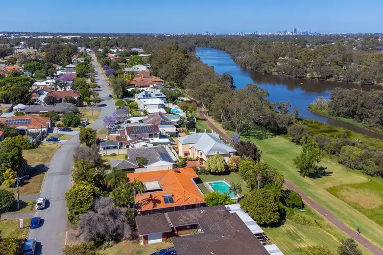 143 River View Avenue, South Guildford WA 6055