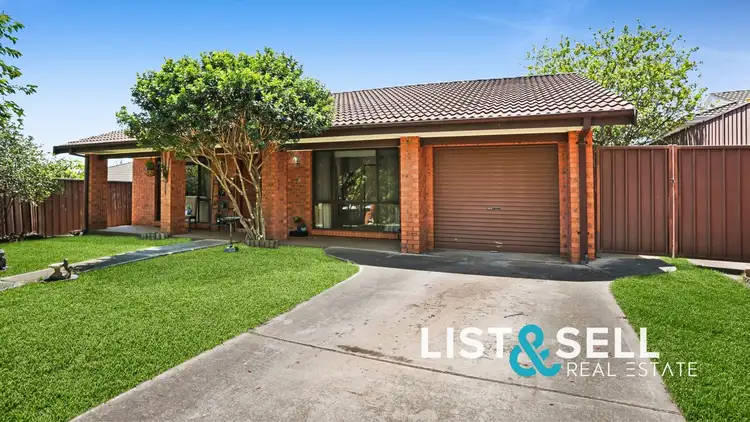 28 Chalcedony Street, Eagle Vale NSW 2558