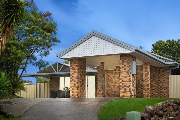 70 Bottlebrush Drive, Regents Park QLD 4118
