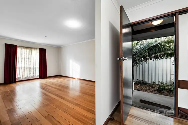 Second view of Homely house listing, 6 Hesse Court, Westmeadows VIC 3049