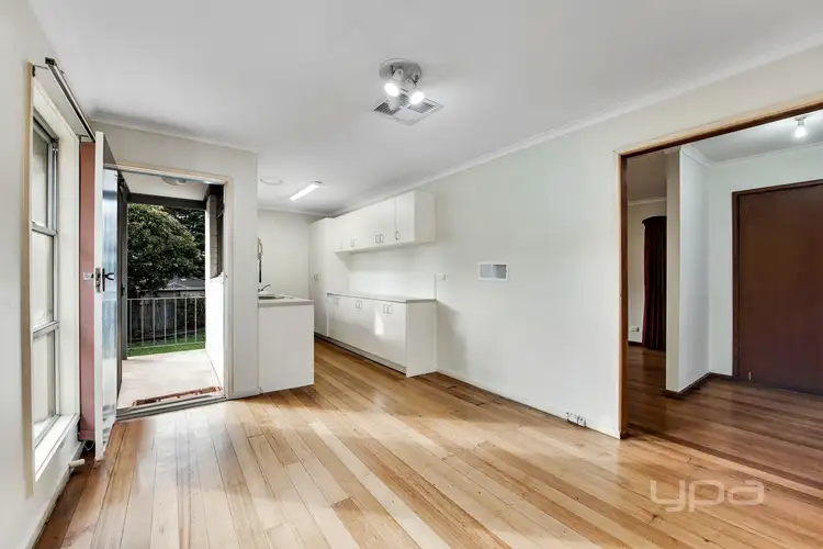 Fifth view of Homely house listing, 6 Hesse Court, Westmeadows VIC 3049