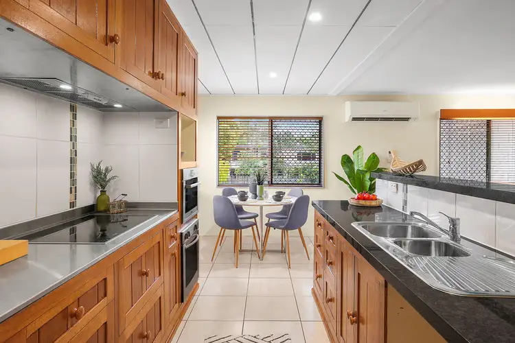17 Kelso Street, Aitkenvale QLD 4814