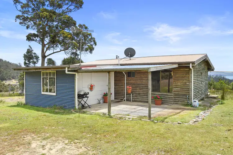 110 Happy Valley Road, Spring Beach TAS 7190