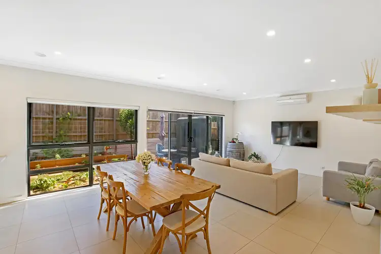 Fifth view of Homely townhouse listing, 10/5 Linoak Avenue, Lalor VIC 3075
