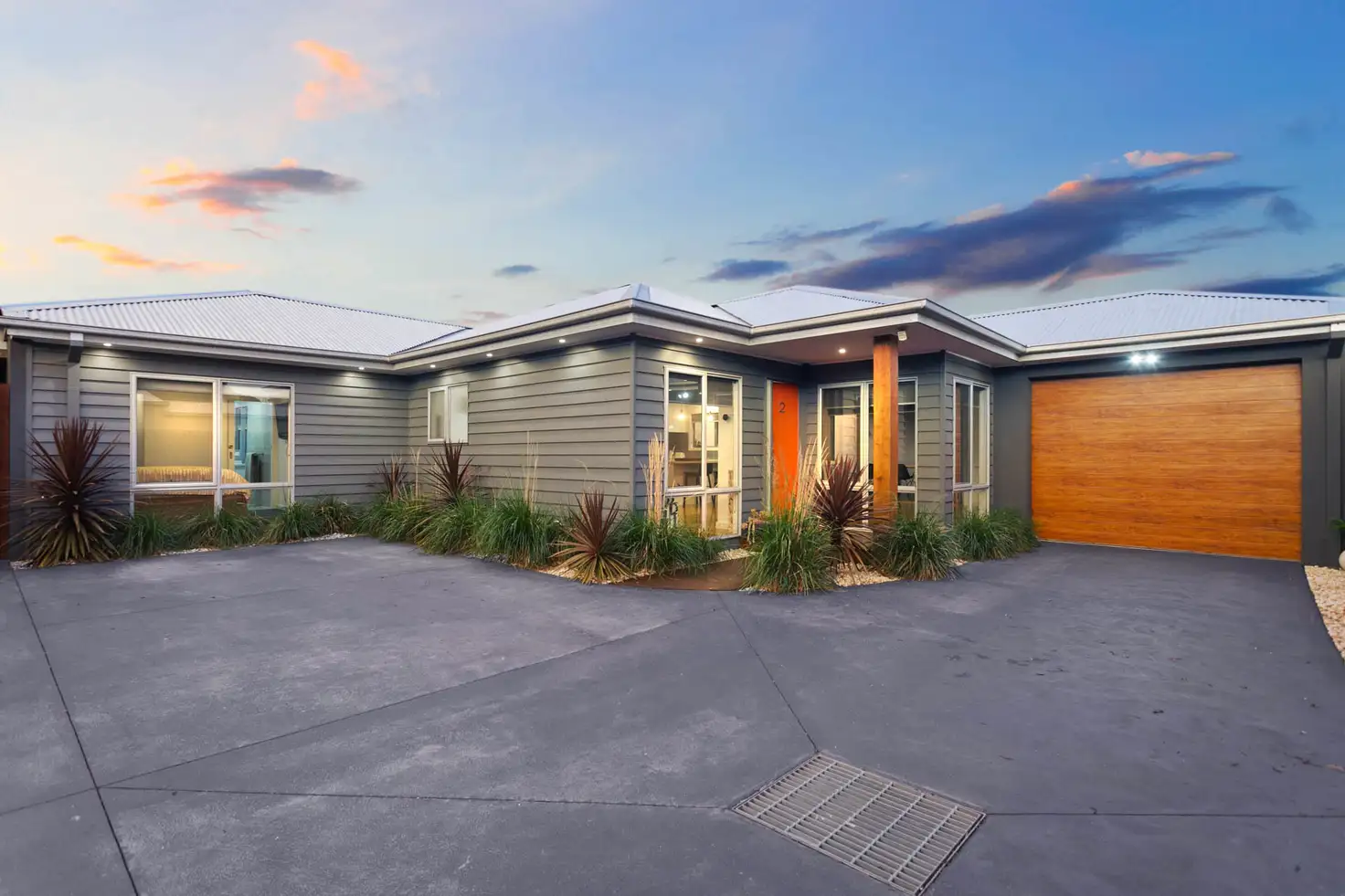 Main view of Homely unit listing, 2/11 Alleyne Avenue, Bonbeach VIC 3196