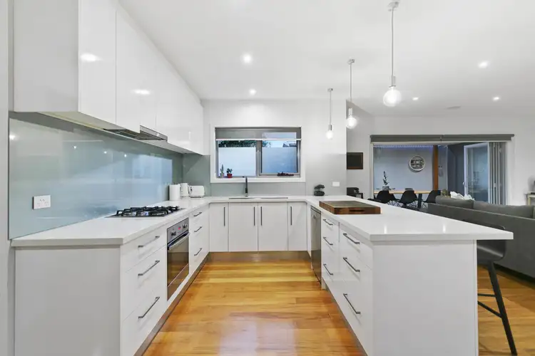 Fourth view of Homely unit listing, 2/11 Alleyne Avenue, Bonbeach VIC 3196