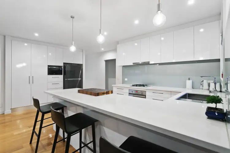 Fifth view of Homely unit listing, 2/11 Alleyne Avenue, Bonbeach VIC 3196