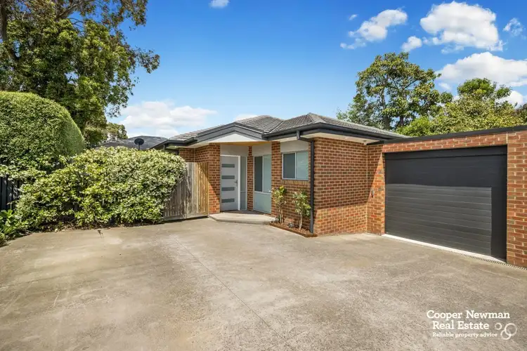 Main view of Homely unit listing, 2/2 Lavelle Street, Blackburn South VIC 3130