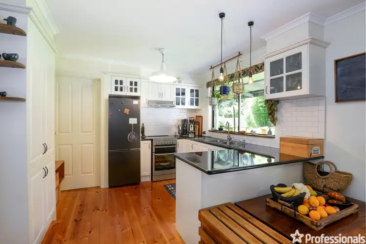 Second view of Homely house listing, 4 Prospect Avenue, Warburton VIC 3799