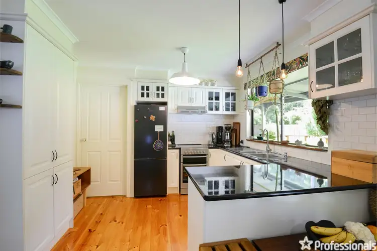 Fourth view of Homely house listing, 4 Prospect Avenue, Warburton VIC 3799