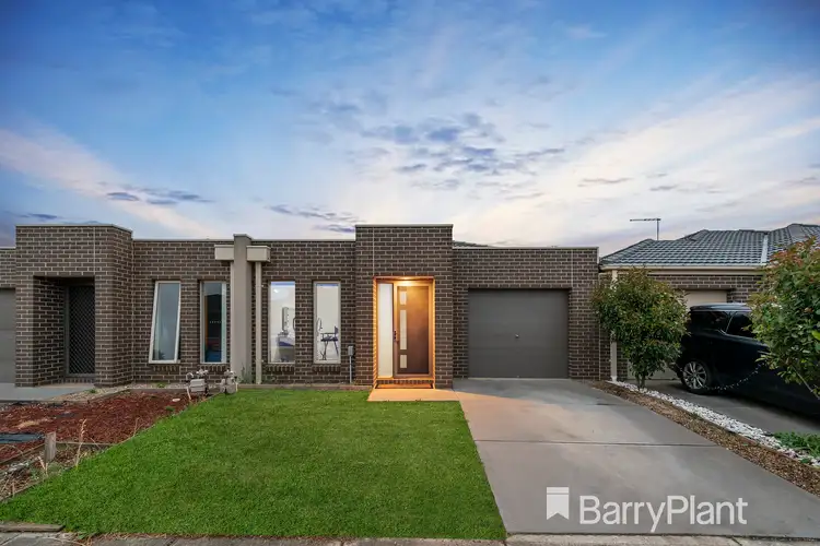 23B Fetlock Drive, Truganina VIC 3029