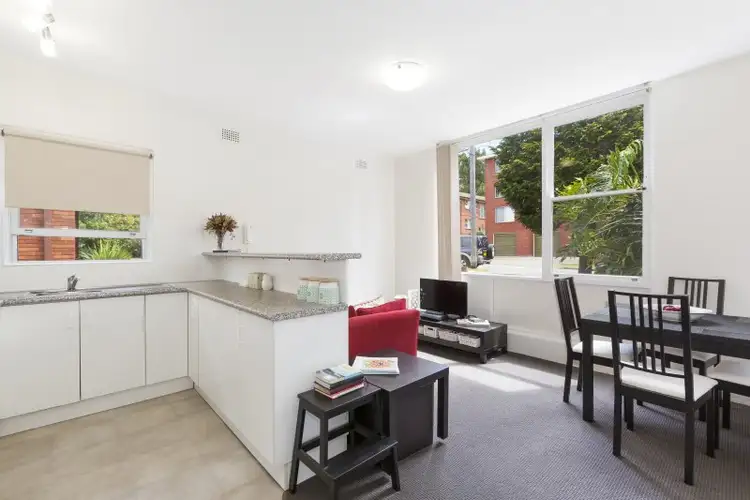 2/10 Oxley Avenue, Jannali NSW 2226