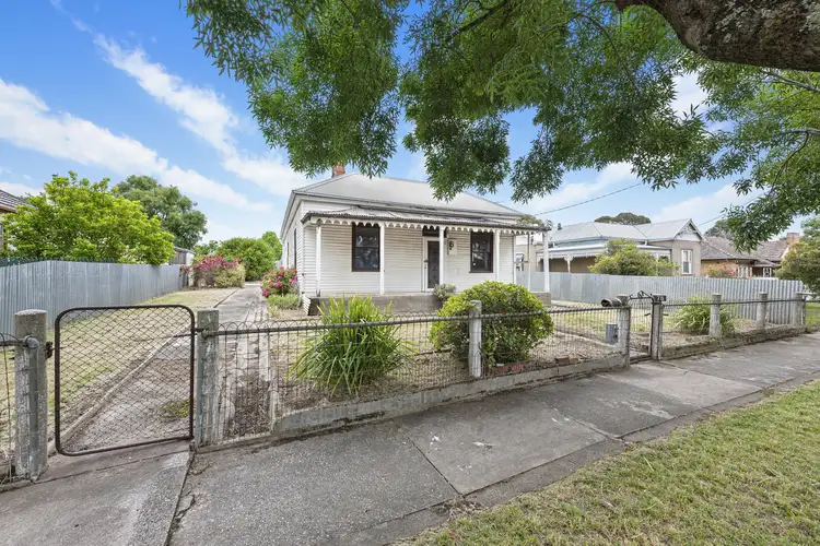 75 Neill Street, Beaufort VIC 3373