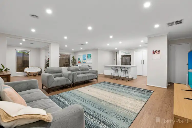 Sixth view of Homely house listing, 5 Osborn Grove, Pakenham VIC 3810