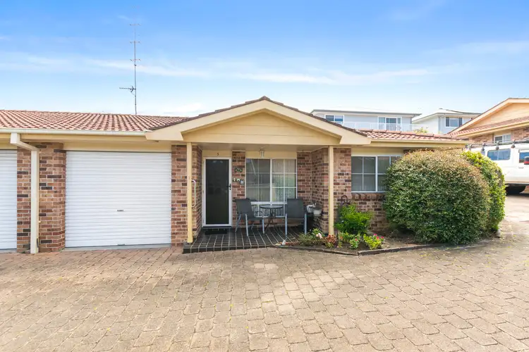 Main view of Homely villa listing, 3/7 Hopetoun Street, Woonona NSW 2517