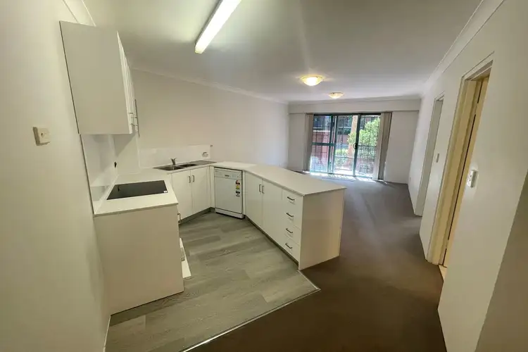 63/362 Mitchell Road