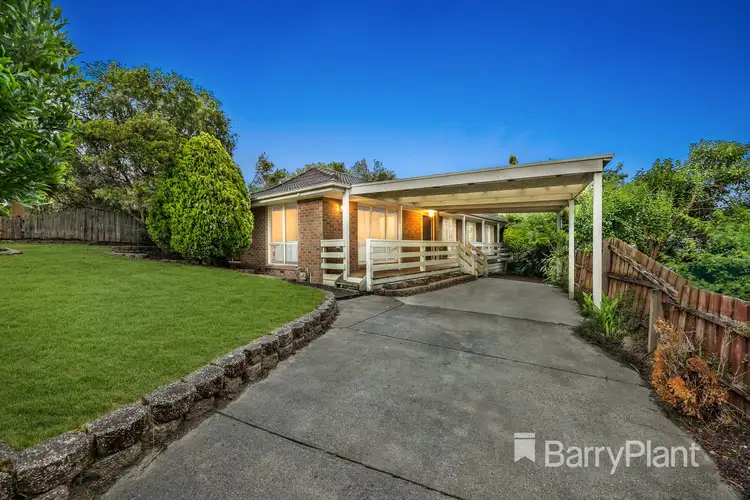 6 Currawong Road, Healesville VIC 3777