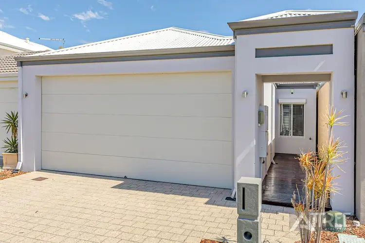 Fourth view of Homely house listing, 6 Oakbella Parade, Harrisdale WA 6112