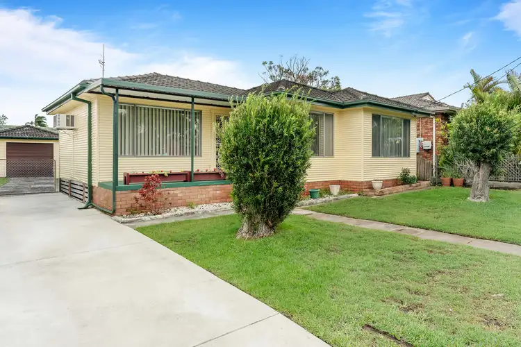 52 Howelston Road, Gorokan NSW 2263