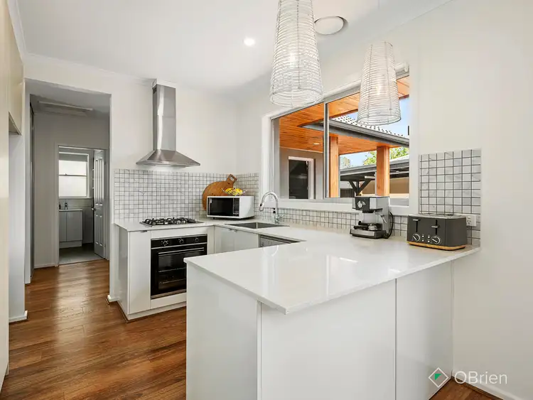 Fourth view of Homely unit listing, 1/10 Rosemary Crescent, Frankston North VIC 3200