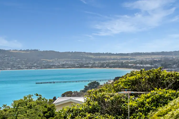 8 Farey Avenue, Dromana VIC 3936
