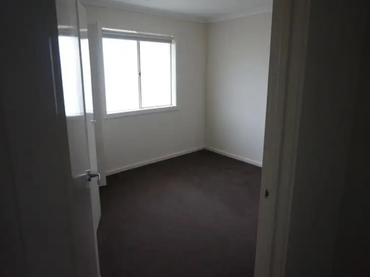Fifth view of Homely house listing, 11 Daylily Drive, Keysborough VIC 3173