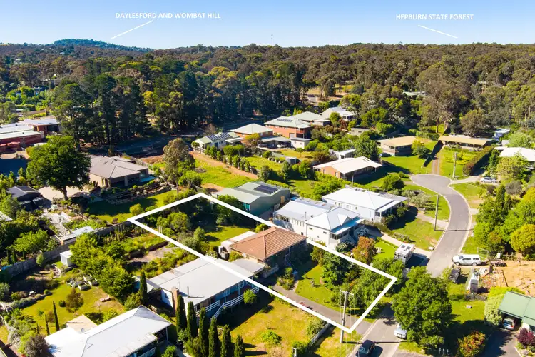 8 Wynvale Rise, Hepburn VIC 3461