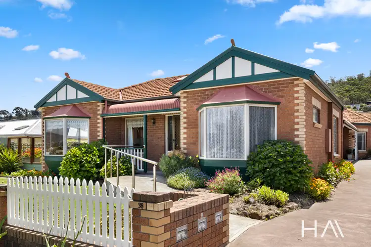 1/38 Dossiter Street, Bellerive TAS 7018
