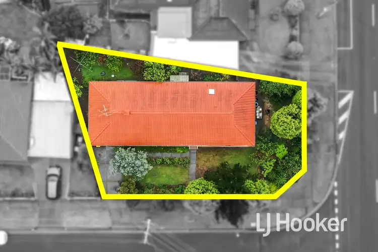 65 Aberdeen Drive, Dandenong North VIC 3175