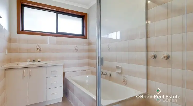 Fifth view of Homely unit listing, 2/3 Fairfield Street, Cranbourne VIC 3977