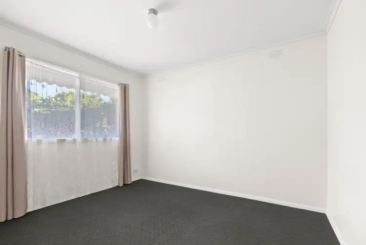 Fifth view of Homely house listing, 8 Towerhill Road, Frankston VIC 3199