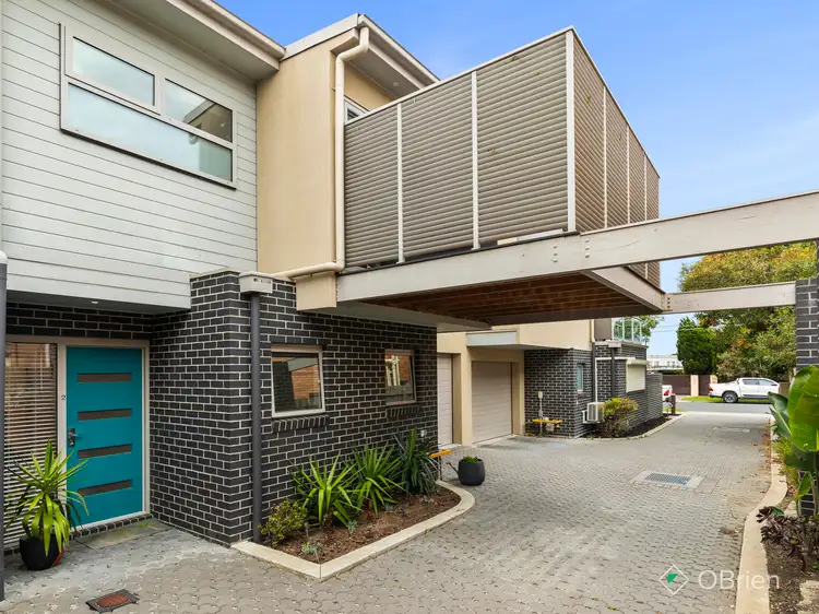 2/14 Station Street, Mentone VIC 3194